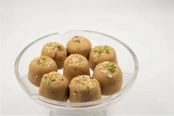Home Made Aata Laddu