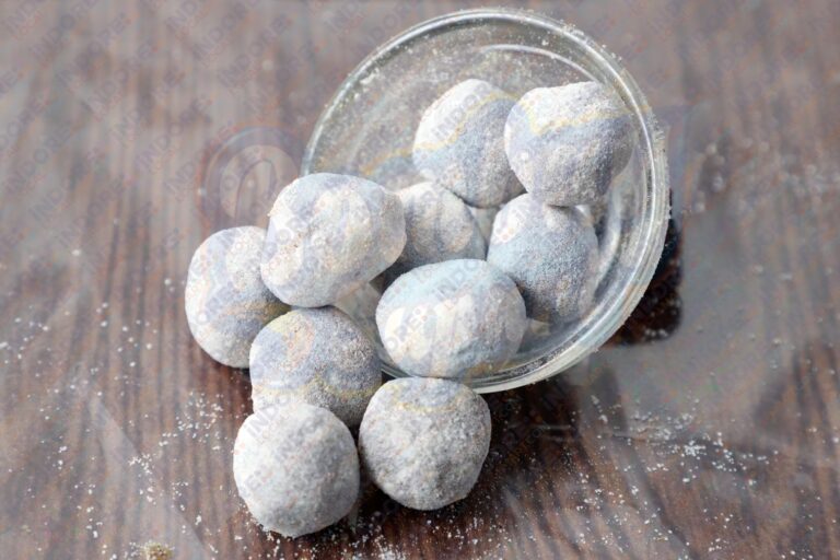 Authentic Indori Namkeen: Exquisite Snacks & Sweets Delivered Nationwide! 72 MG_1705