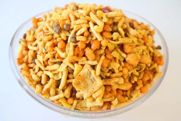 Ratlami Mixture Spicy Laduram