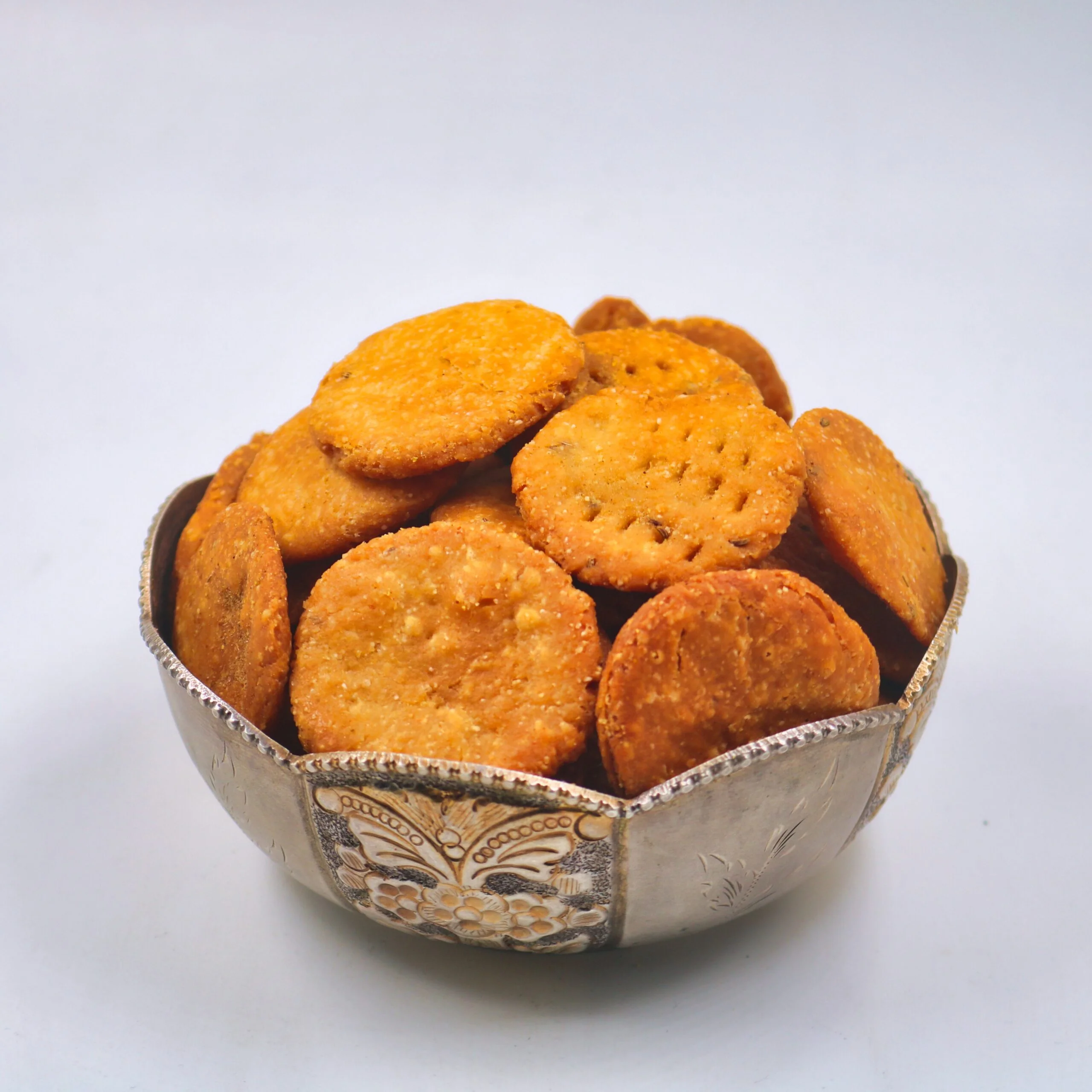 Aata Ajwain Mathri- 500 gms 1 Aata Ajwain Mathri- 500 gms